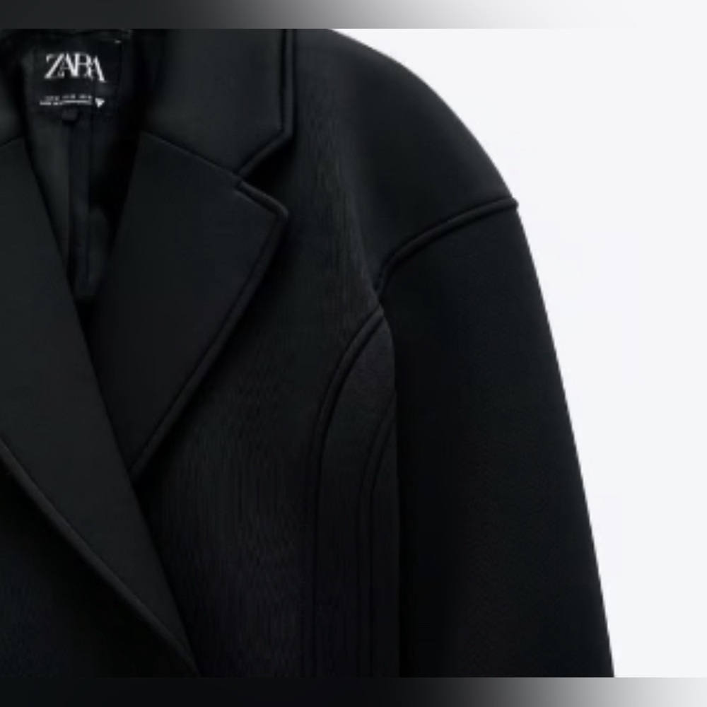 NWT Luxury Minimalist Streetwear Blogger’s Favorite Zara Neoprene Effect Jacket - Picture 6 of 11